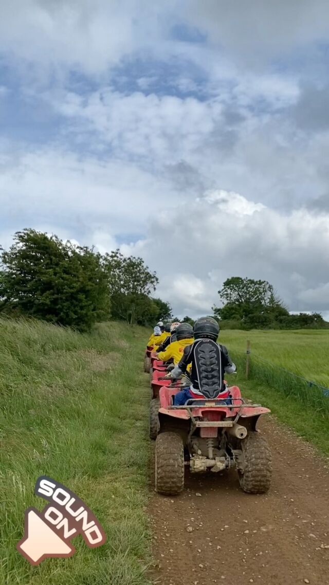 Fancy a QuadVenture? Big or small, we welcome everyone from age 6 and up! Book in on 053 9244660 🥳📞
